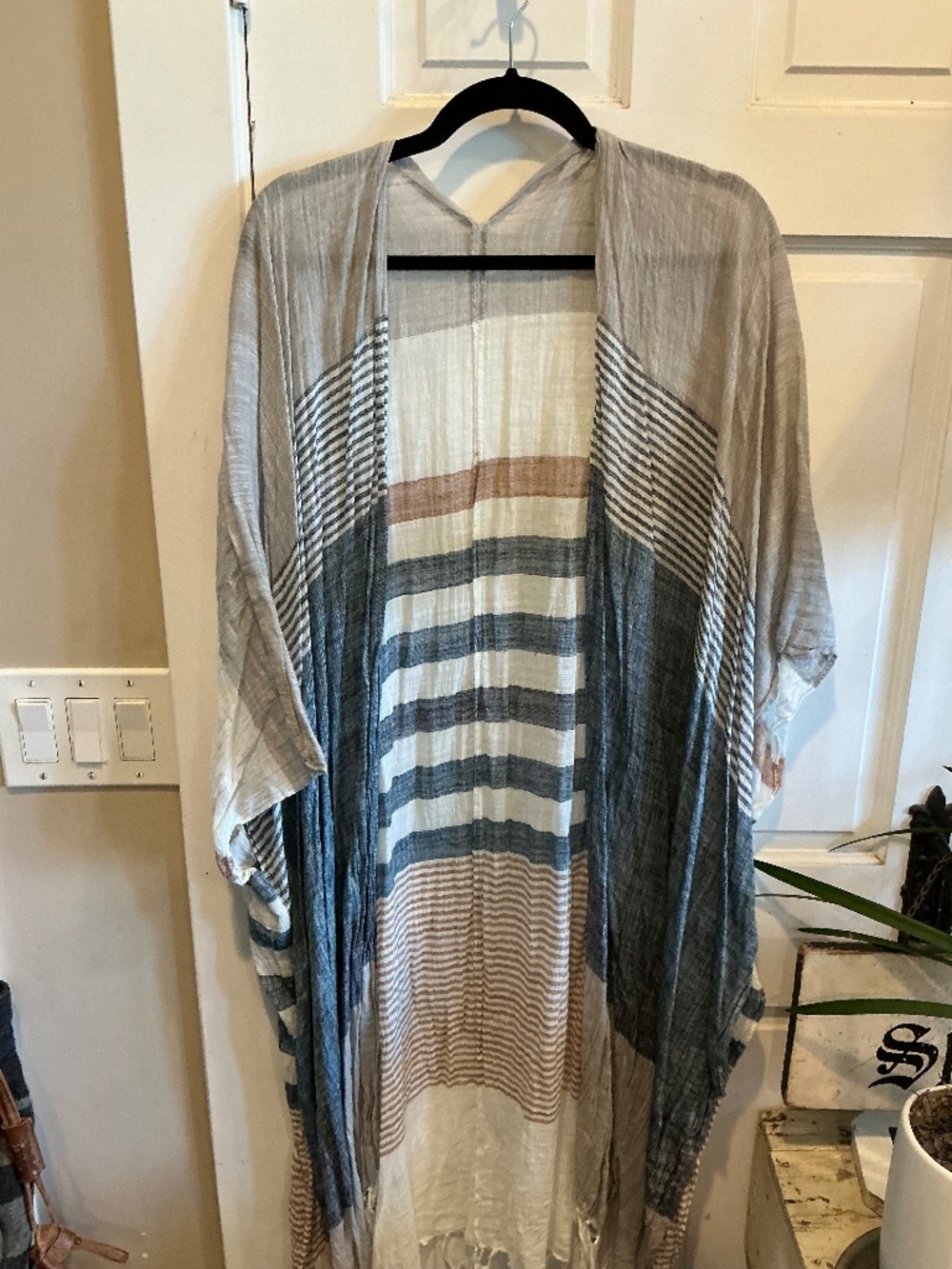 Lightweight kimono in fabulous colors!  New without tags!  Oversized up to plus